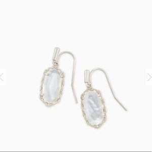 NWT KENDRA SCOTT LEE MACRAME EARRINGS SILVER